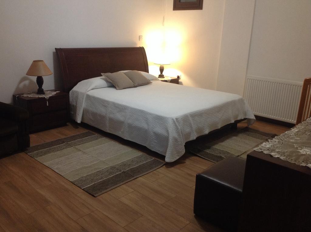 Ta Spitakia Tis Theodosias Apartment Kalopanagiotis Phòng bức ảnh